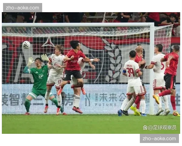 阿洛伊西凤凰山首秀战术革新 蓉城新帅四后卫体系迎大考